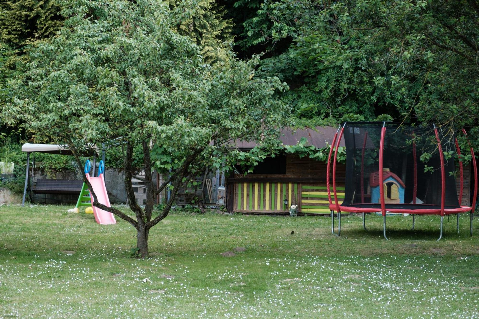 Ferienwohnung Apartman Teri Trenčín Exterior foto